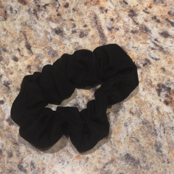 Scrunchie - Picture 2 of 2